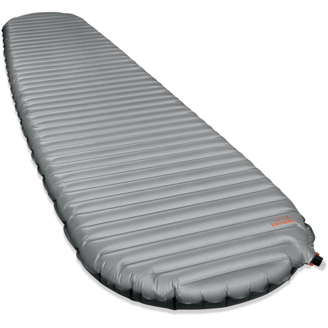 CAMP & HIKE Therm-A-Rest NeoAir Xtherm Sleeping Pad 3 CAMP & HIKE Therm-A-Rest NeoAir Xtherm Sleeping Pad