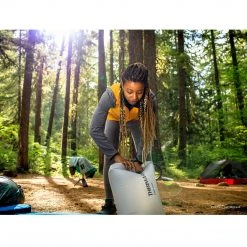 Therm-A-Rest NeoAir Topo Sleeping Pad CAMP & HIKE 19 Therm-A-Rest NeoAir Topo Sleeping Pad CAMP & HIKE