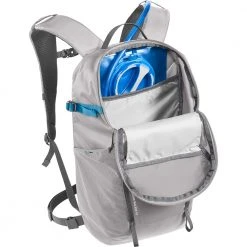 CAMP & HIKE Camelbak Cloud Walker 18 Hydration Backpack