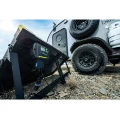 STAND-UP Goal Zero Boulder 100 Briefcase Solar Charging Kit