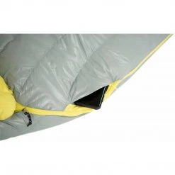 Nemo Women's Riff 30-Degree Down Sleeping Bag CAMP & HIKE