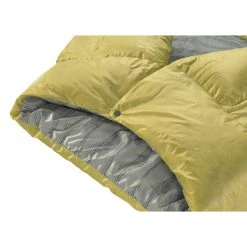 Therm-A-Rest Corus 32 Degree Down Quilt CAMP & HIKE