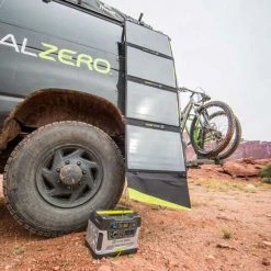 STAND-UP Goal Zero Nomad 100 Solar Panel