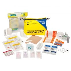 STAND-UP Adventure Medical Kits Ultralight/Watertight .7 Medical Kit