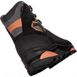 CAMP & HIKE Lowa Camino EVO GTX Trekking Boots