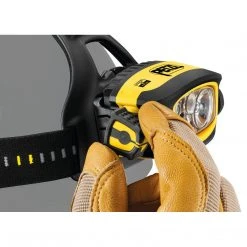 CAMP & HIKE Petzl DUO Z2 Headlamp