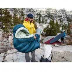 Therm-A-Rest Hyperion 20 Degree Down Sleeping Bag CAMP & HIKE